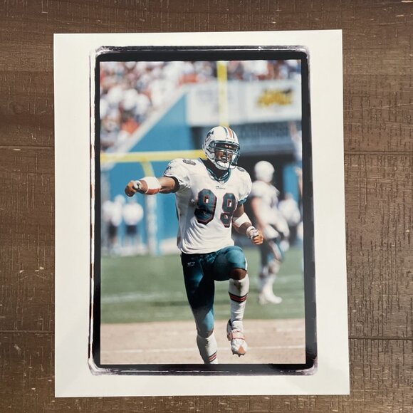 Jason Taylor Photos 8 x 10 Lot of 5 Miami Dolphins HOF Vintage - Picture 3 of 5